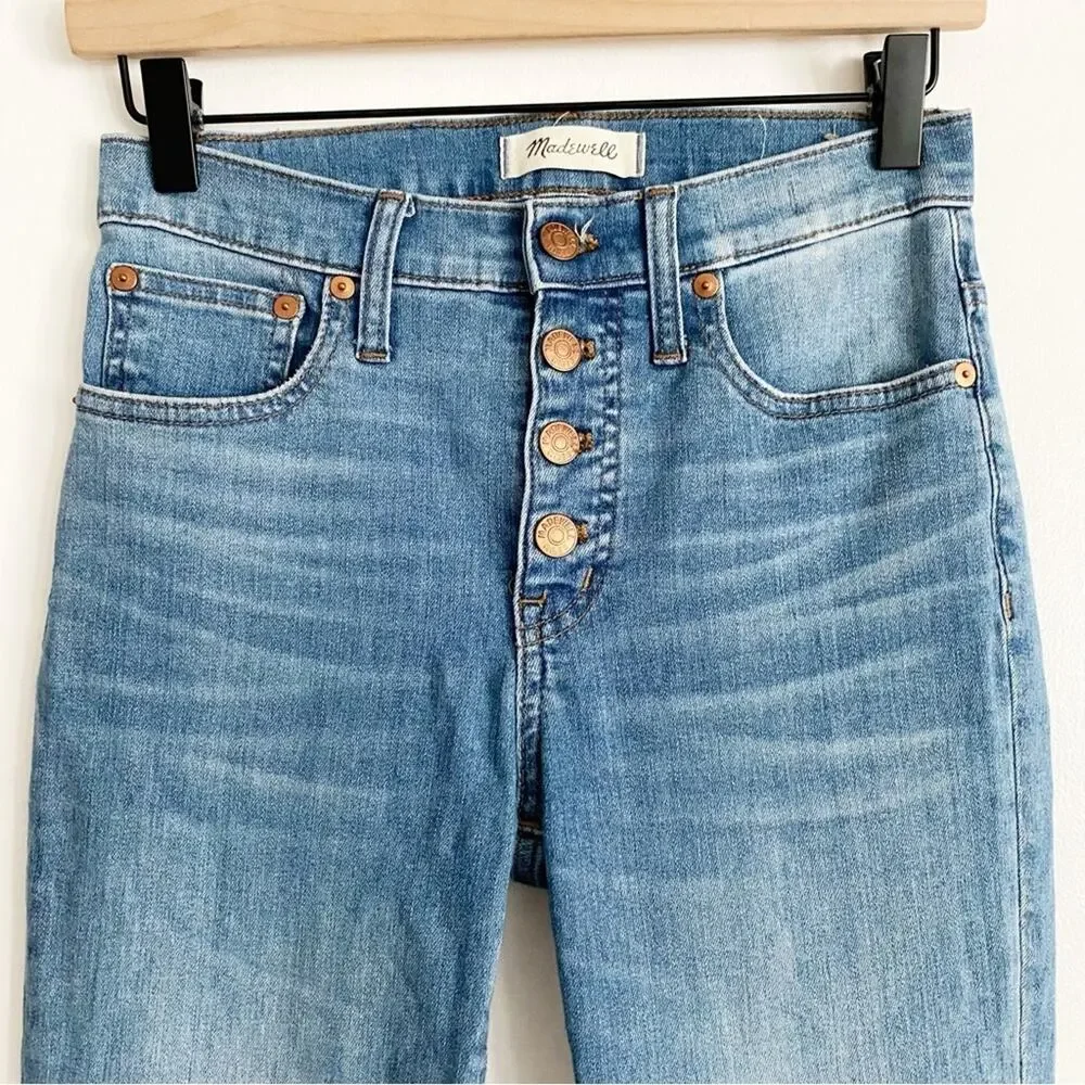 MADEWELL Cali Demi-Boot Jeans in Bess Wash: Button-Front Edition size 24